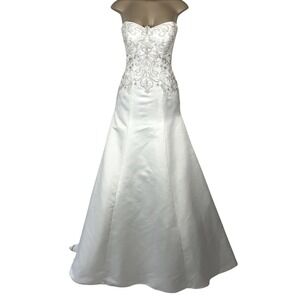 Davids Bridal Beaded Embroidered Satin Wedding Dress Gown Size 4 Corset A-Line